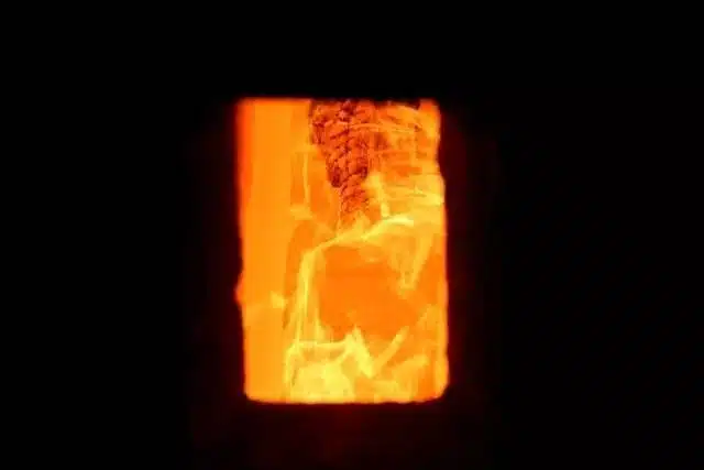 The difference between the glaze of wood-fired Jianzhan and the glaze of electric kiln-fired Jianzhan-1