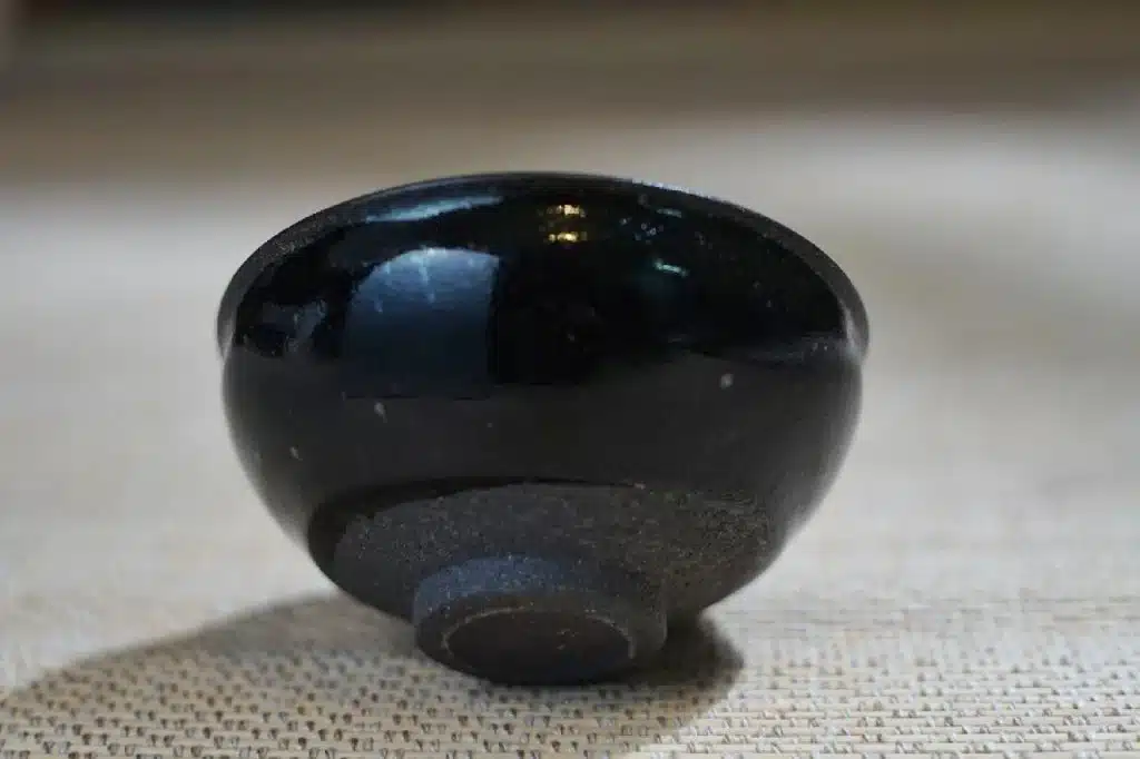 Understanding the Black Glaze of Jianzhan