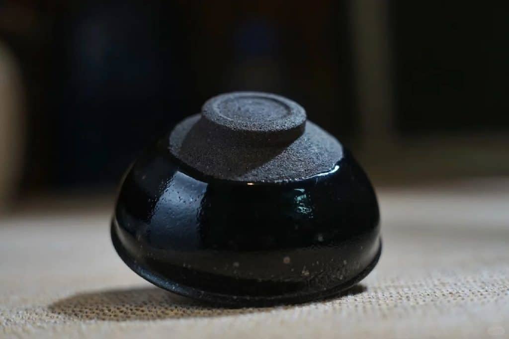 Understanding the Black Glaze of Jianzhan