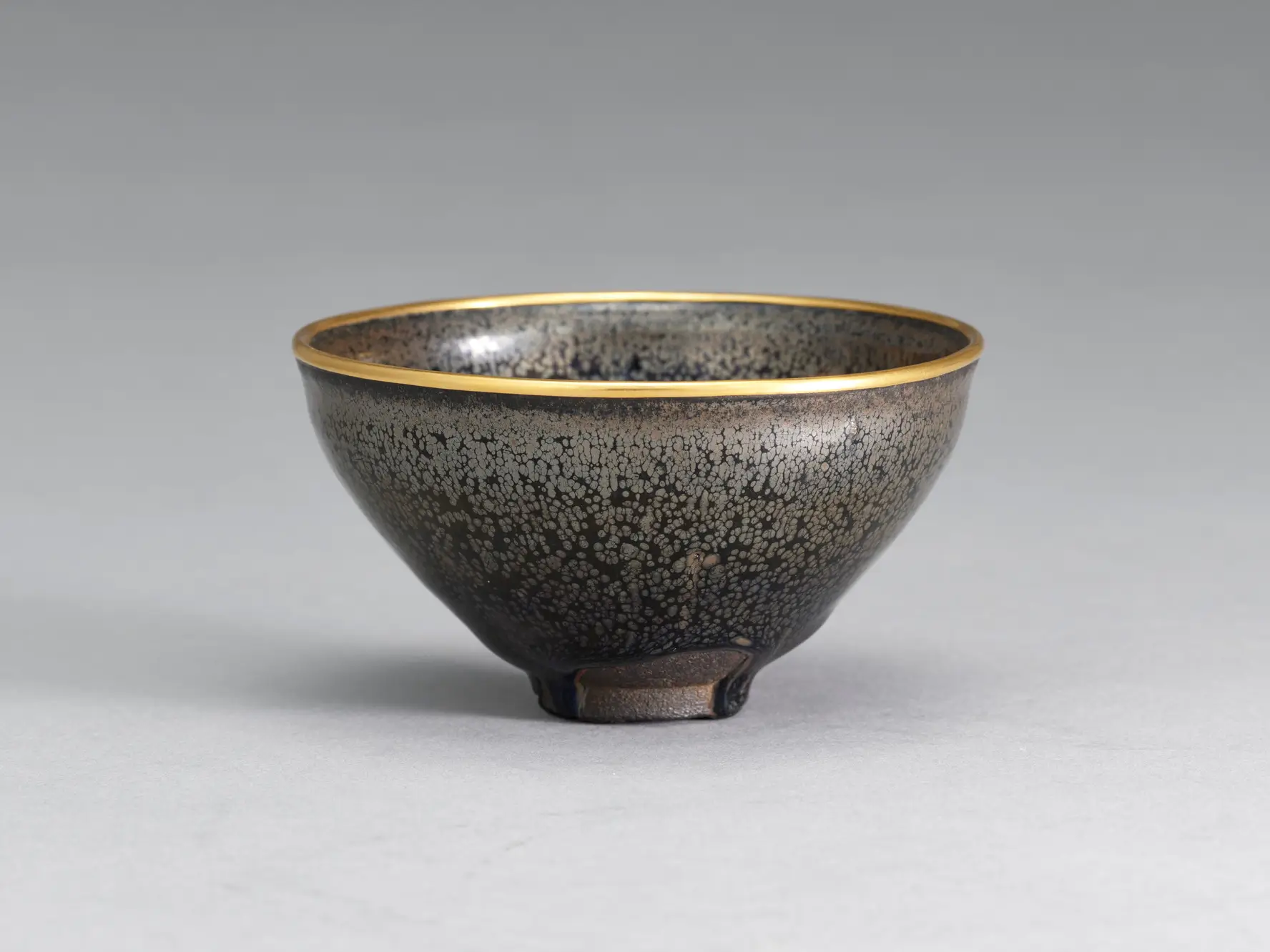 What Makes Yuteki Tenmoku Tea Bowls Special