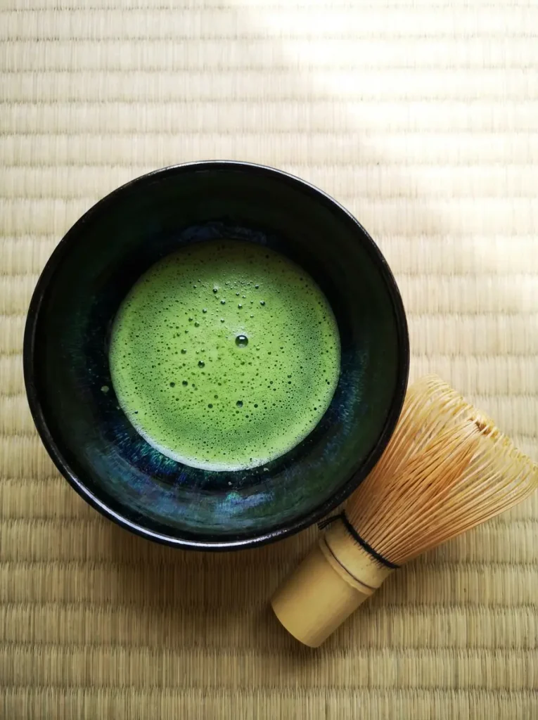 matcha green tea tenmoku bowl contrast